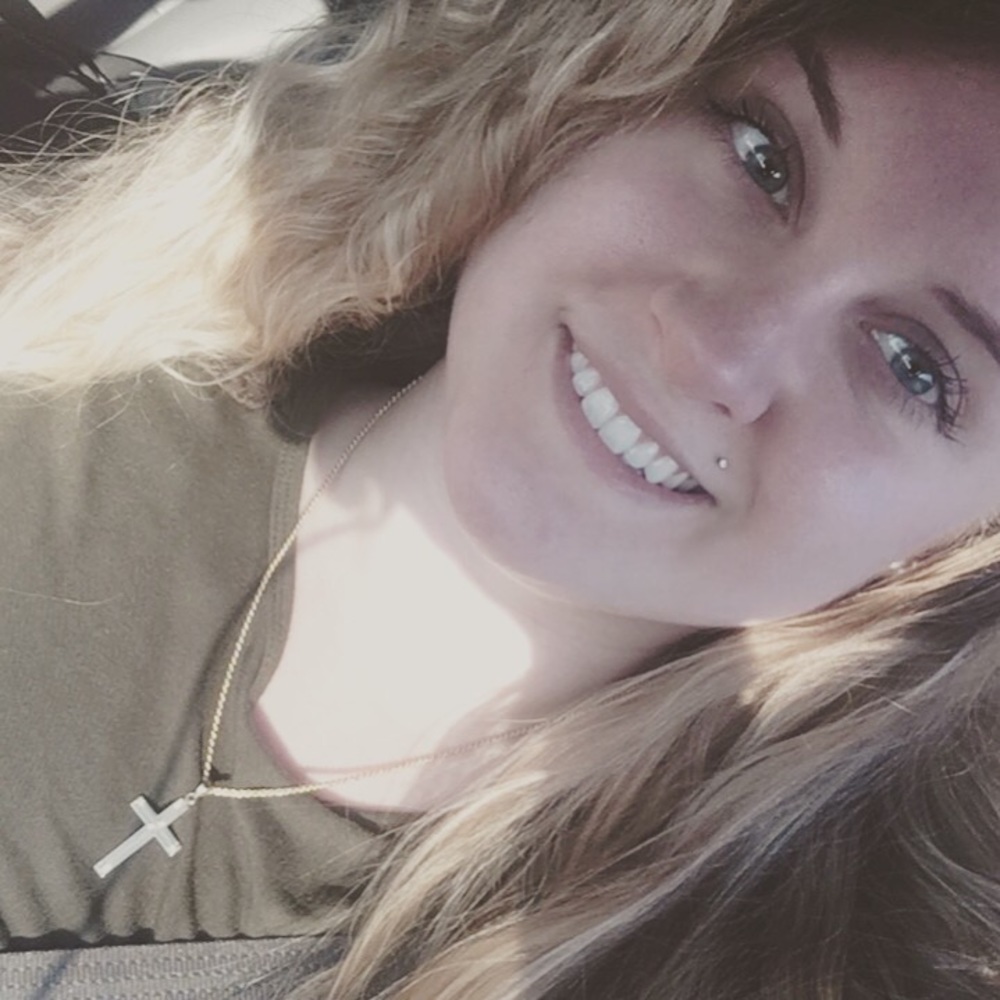 Meet your Posher, Hannah